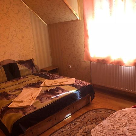 Holiday Bed and Breakfast Tisakerestur Esterno foto