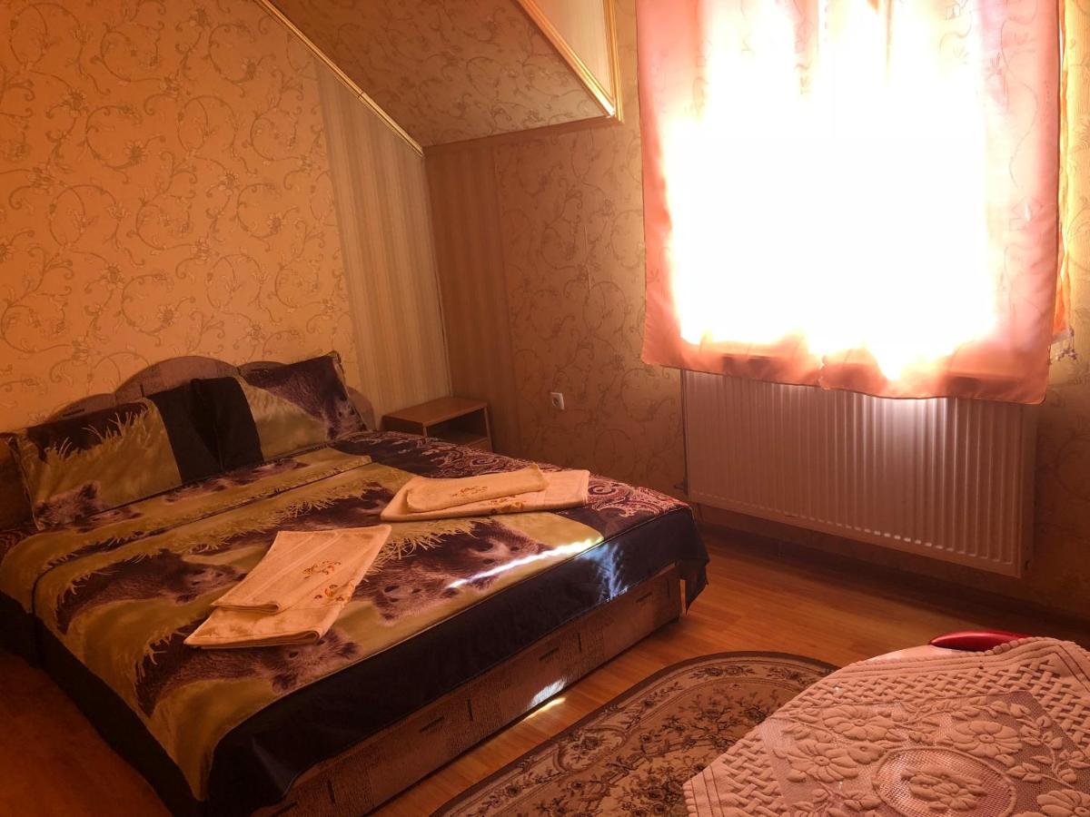 Holiday Bed and Breakfast Tisakerestur Esterno foto
