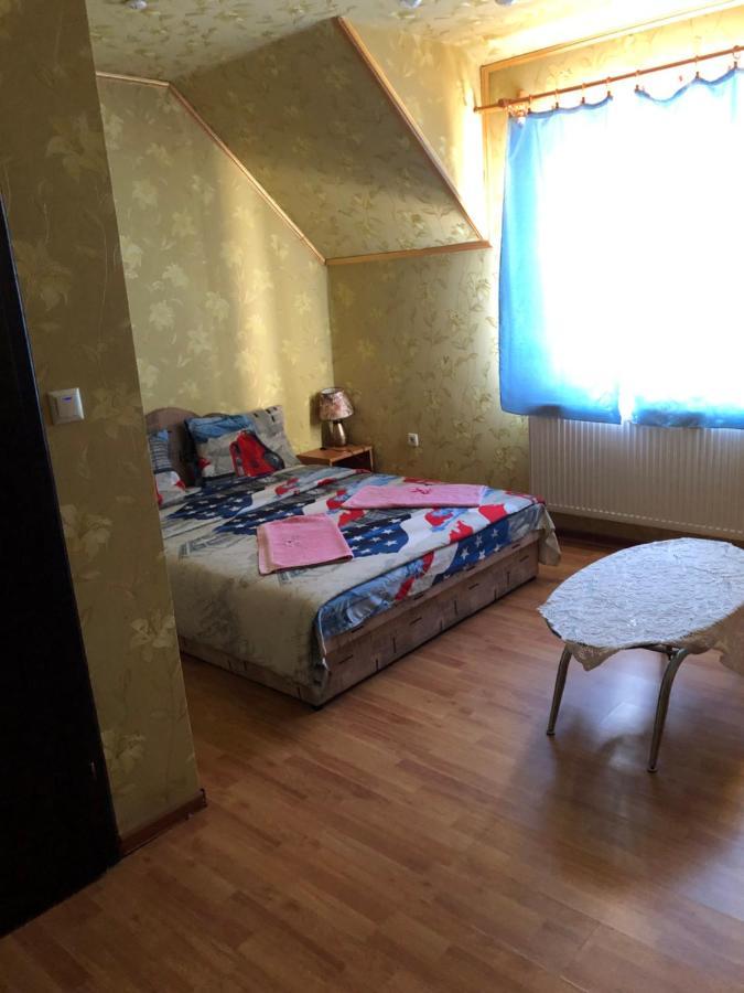 Holiday Bed and Breakfast Tisakerestur Esterno foto